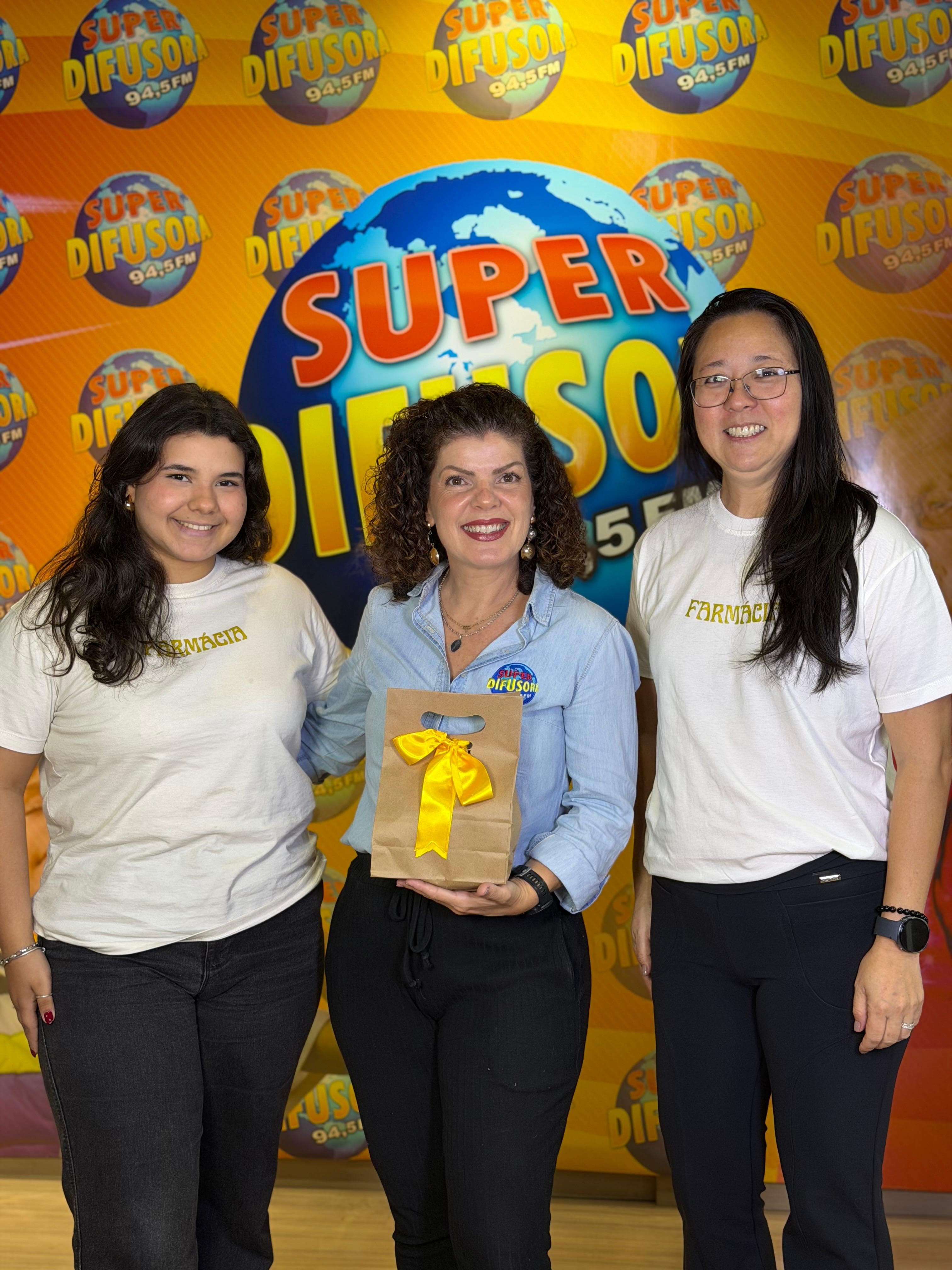 Jornada Farmacêutica em Itapetininga: Maria Vitória Alves e Cristina Fumika Mori convidam público para evento gratuito no IIES