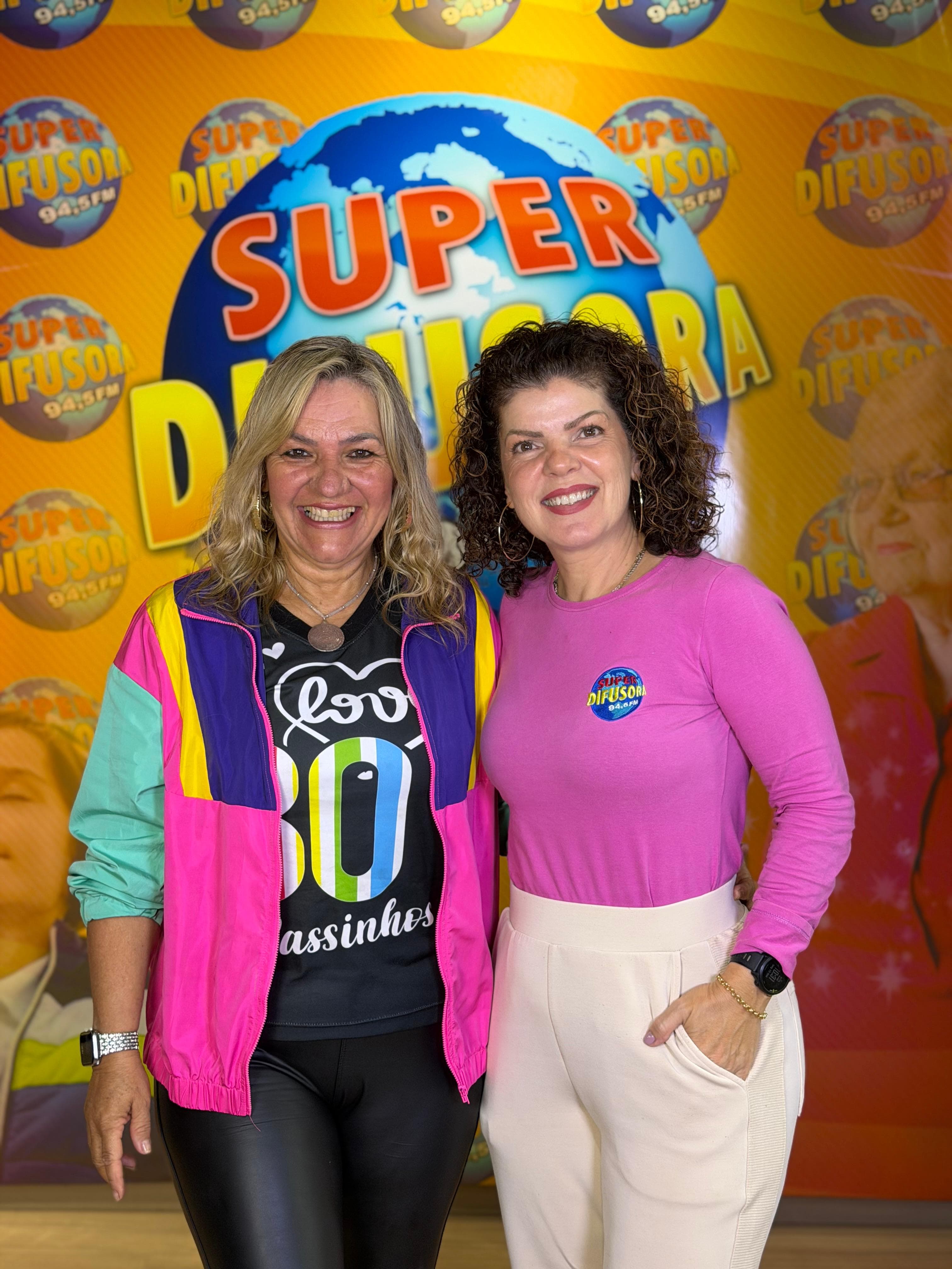 Renatinha Marques e Família Flashback levam dança e diversão a eventos em Itapetininga